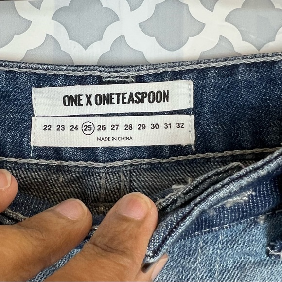 EUC One Teaspoon 2020 Medium Wash Two-Tone Distressed Denim Mini Skirt - Picture 10 of 12